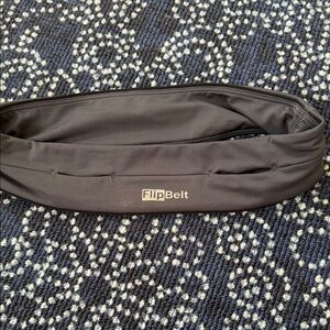 Classic Running Waist Pack - Black